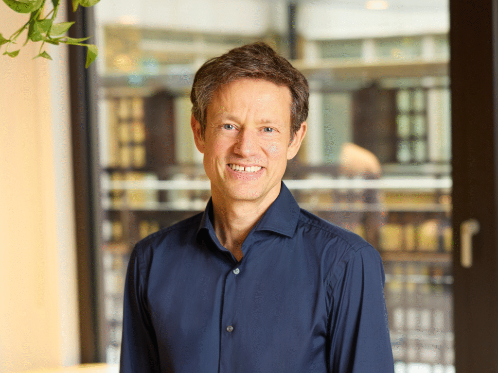 ELT Headshot Final – Sam – Cropped | mediasense